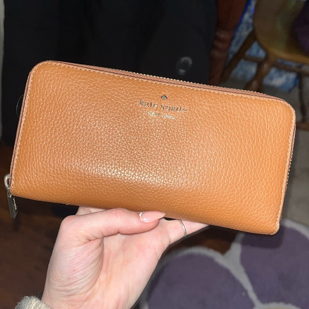 COPY - Kate Spade Leila Large Continental Wallet